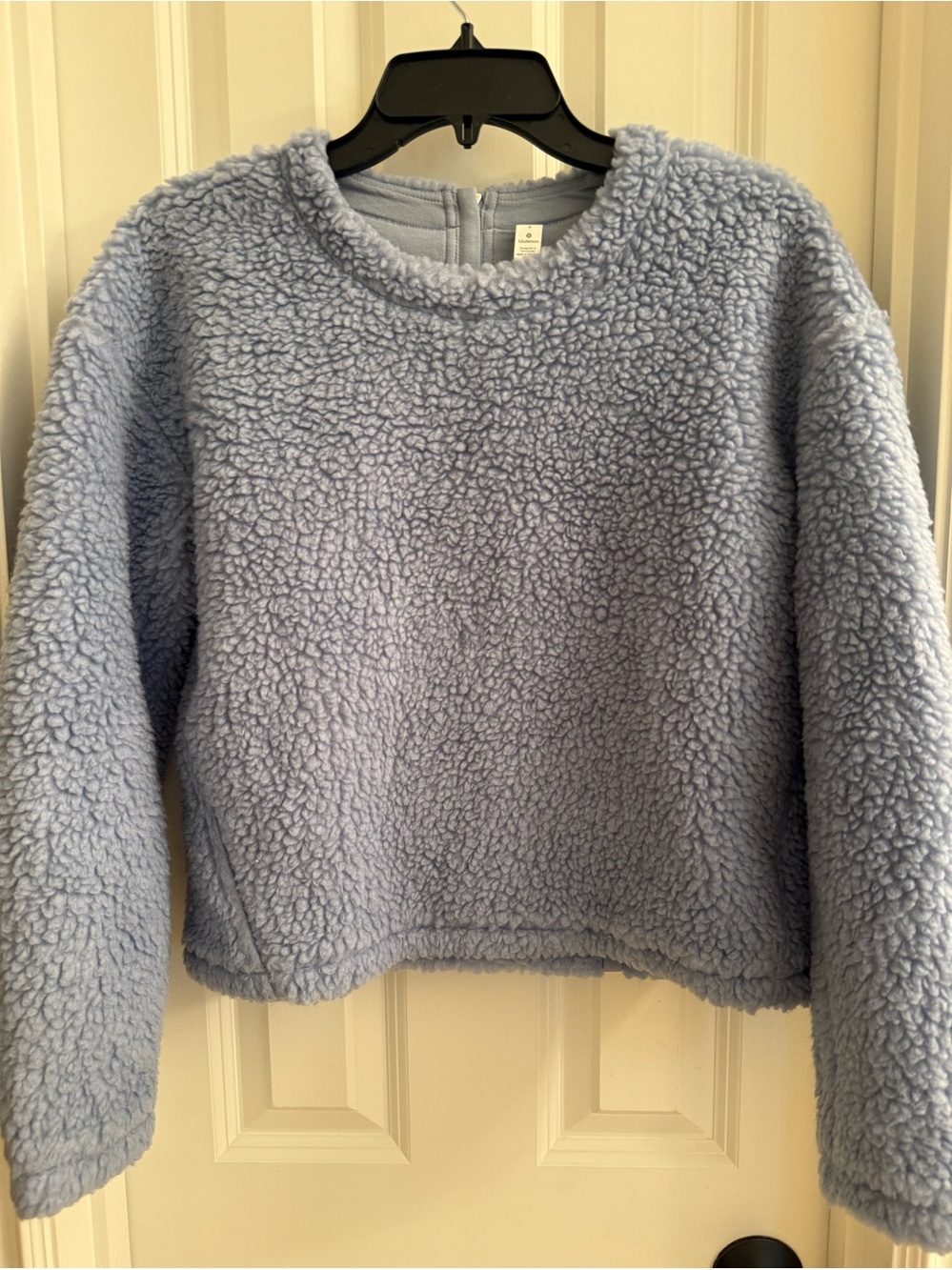 LuluLemon Sherpa top